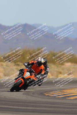 media/Mar-12-2023-SoCal Trackdays (Sun) [[d4c8249724]]/Turn 15 (145pm)/